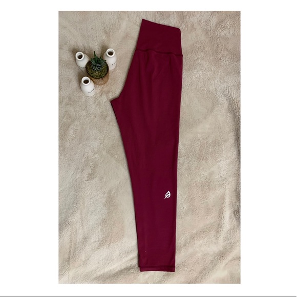 P’Tula The Taylor Legging: 25" - Port Wine Red - Picture 3 of 3